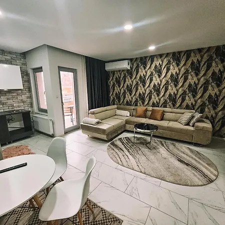 Nne Apartment *